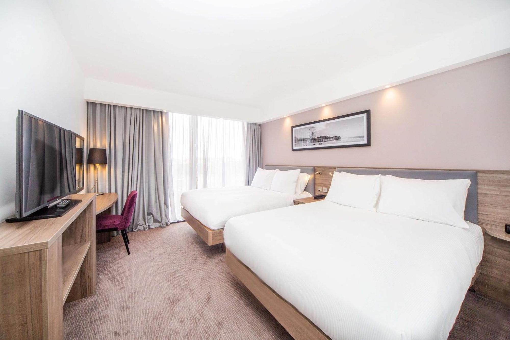 Hampton By Hilton Blackpool Exterior foto